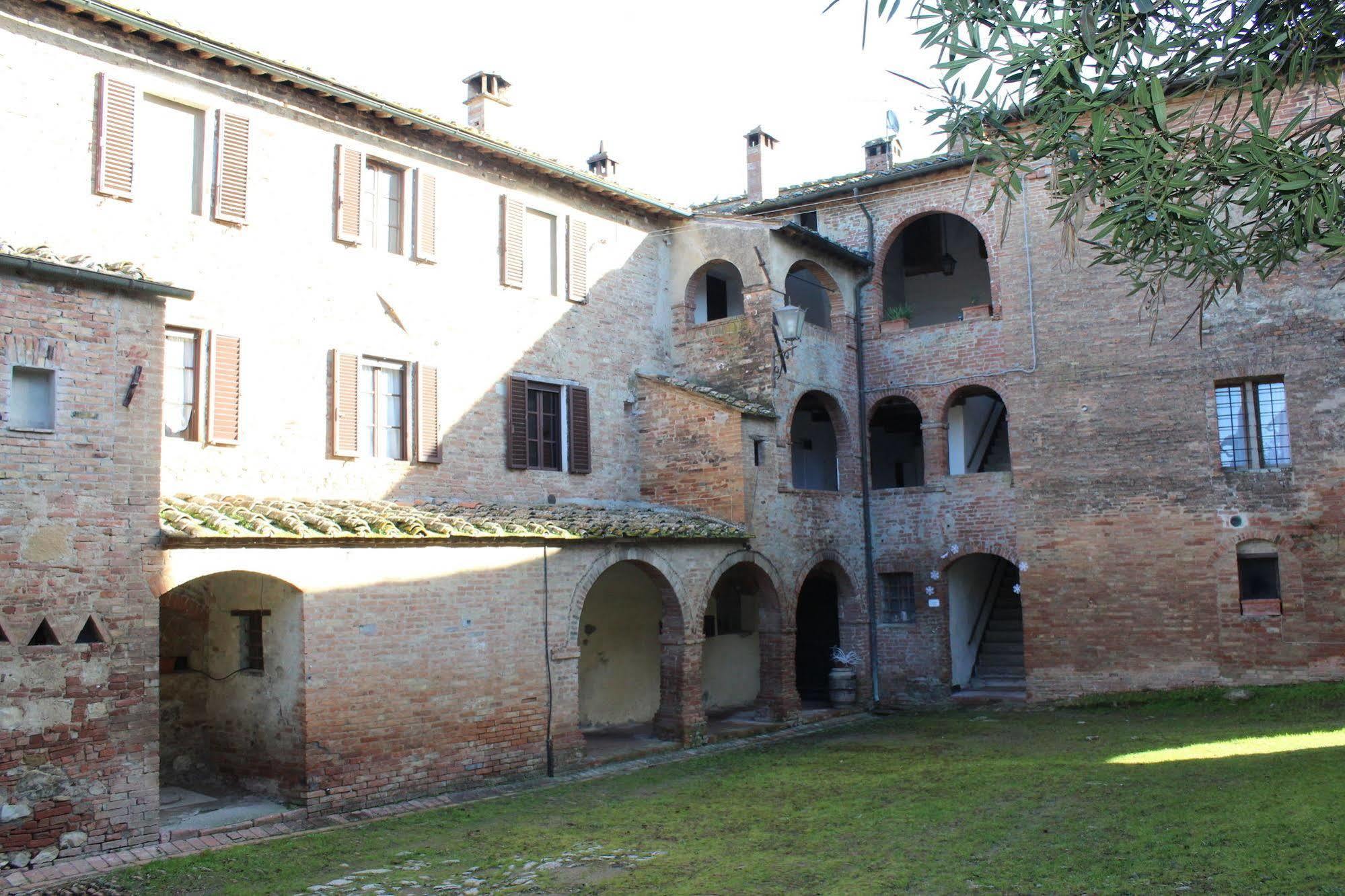 Agriturismo Castello Saltemnano บูอนคอนเวนโต ภายนอก รูปภาพ